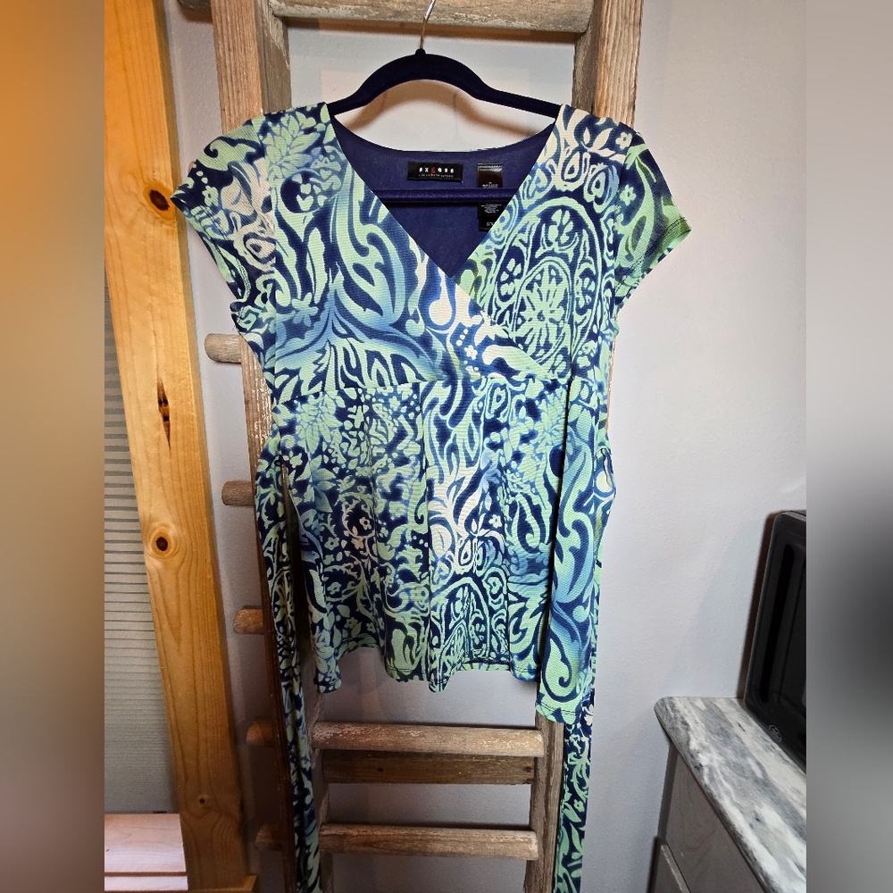 Axcess Blouse Blue Green Medium